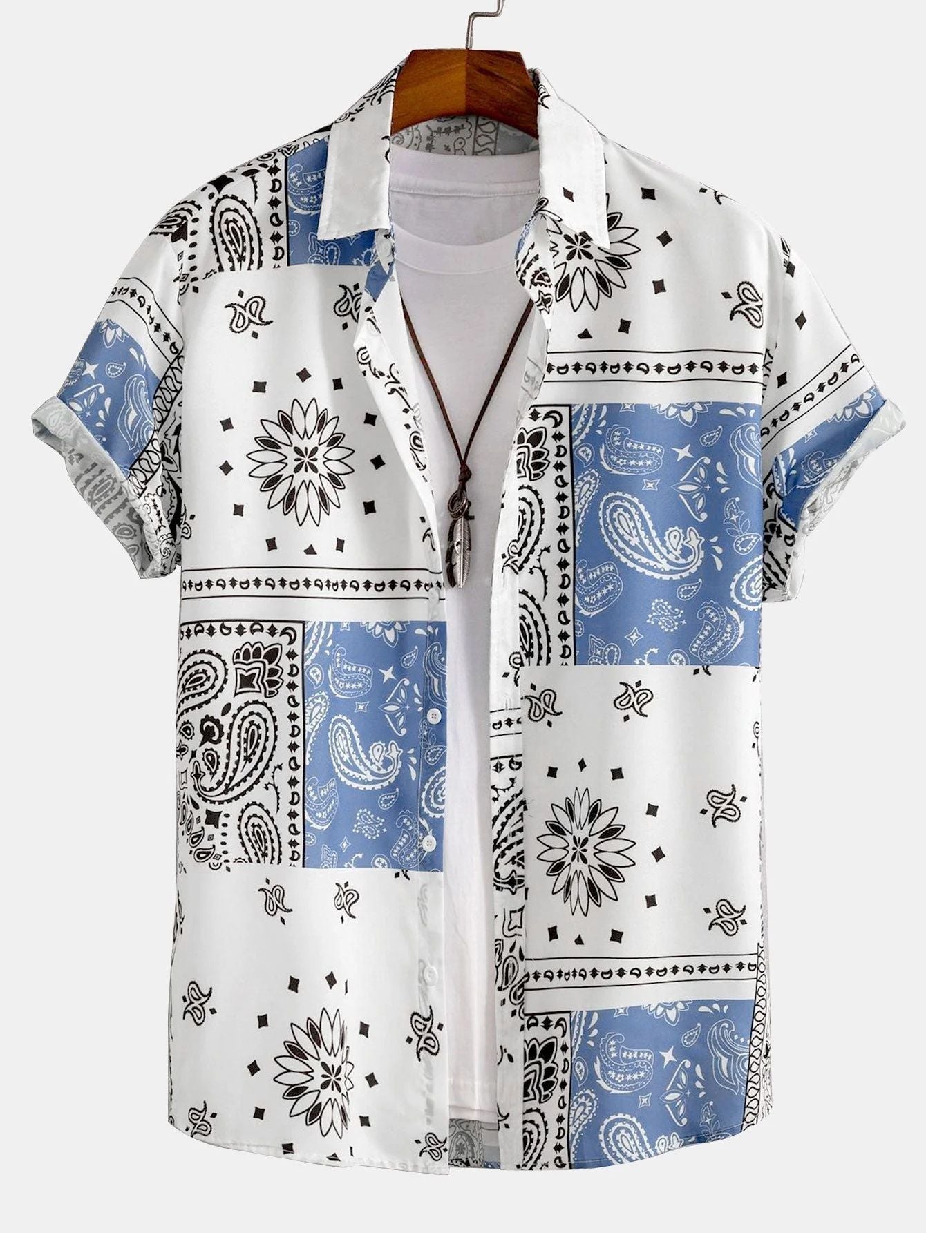 Stijlvol herenshirt met Paisley-patroon, licht en ademend voor zomerse elegantie.