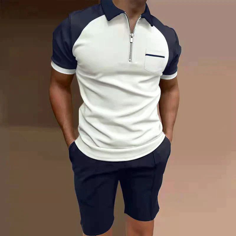 Moderne zomerset voor heren met een stijlvolle half-zip polo en comfortabele shorts, ideaal voor casual en chique gelegenheden.