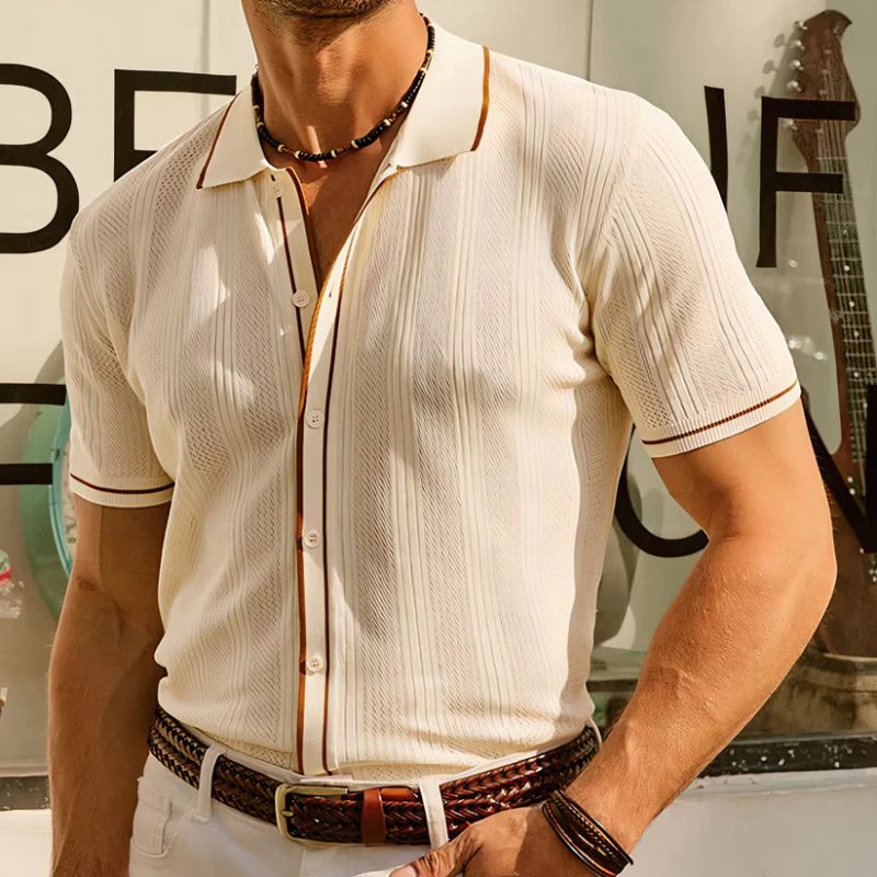 Stijlvolle en ademende ijszijde zomerpolo voor heren, ideaal voor warme dagen en casual chique outfits.