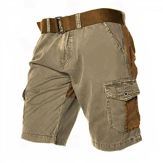 Trendy zomerbroek met meerdere zakken en contrasterende details voor heren, ideaal voor casual en outdoor gebruik.