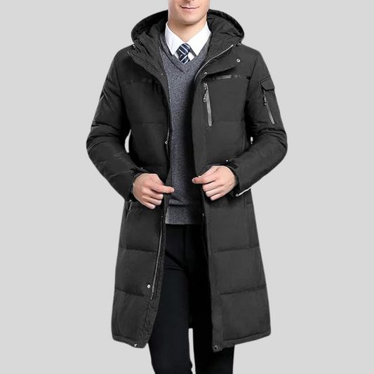 Warme elegante lange winterjas voor heren in zwart, ideaal voor stijlvolle en comfortabele winterdagen.