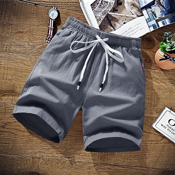 Lichtgewicht strandshorts met verstelbare tailleband, ontworpen voor zomers comfort voor heren.