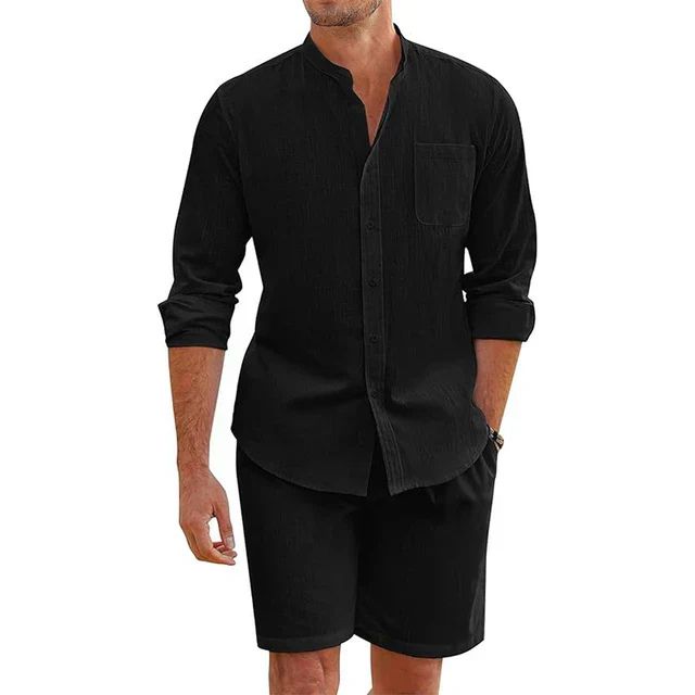 Modieus heren zomerset met luchtig overhemd en comfortabele shorts, ideaal voor casual en chique gelegenheden.